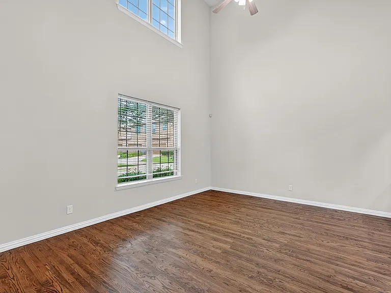 4221 Blackjack Oak Dr — Photo 6