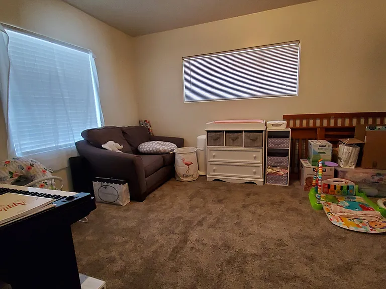 1419 Burton Ave — Photo 6