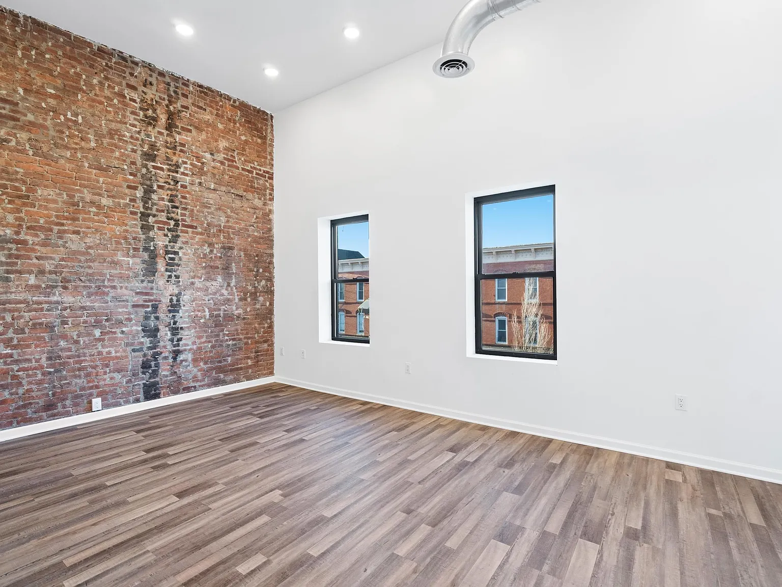 2 bed, 2.0 bath, $3,000 — Photo 2