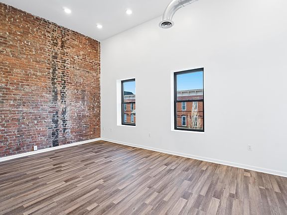 2nd image of 310 Pacific Ave Floor 3