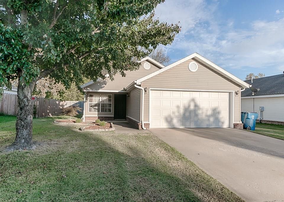 1st image of 32 Cheryl Cir