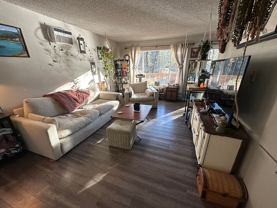 1st image of 22262 Highway 62 Unit B