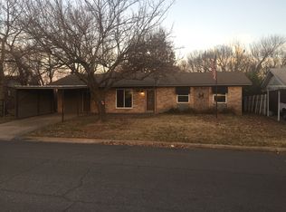 911 Brady St, Hominy, OK 74035
