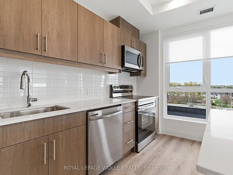 1333 Weber St E #603 — Photo 8