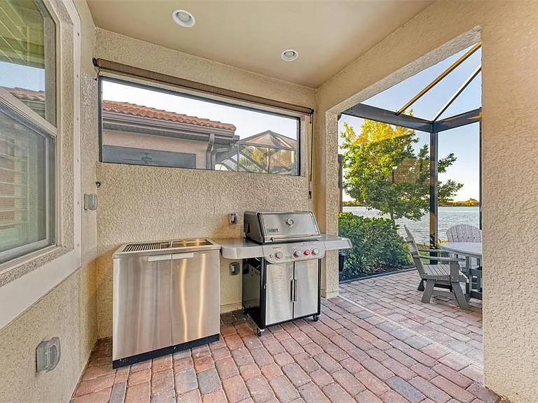 228 Maraviya Blvd — Photo 42