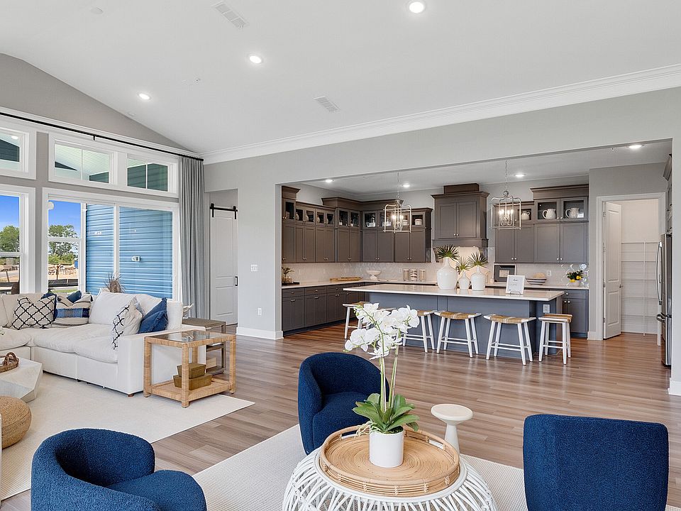 Open, airy floorplan