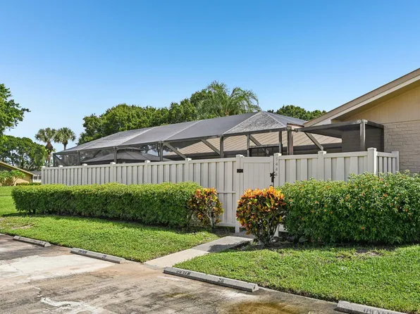 5448 Eagle Lake Drive, Palm Beach Gardens, FL 33418