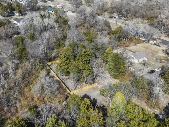 2831 Lebrock St, Dallas, TX 75241