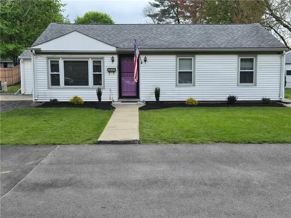 25 Dounetos St, West Warwick, RI 02893