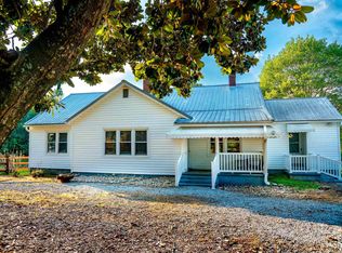 415 Ware Rd, Chesnee, SC 29323