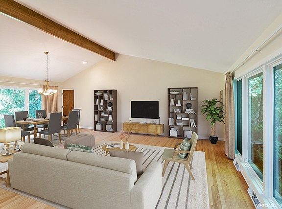 4th image of 1688 Sunnyside Ave