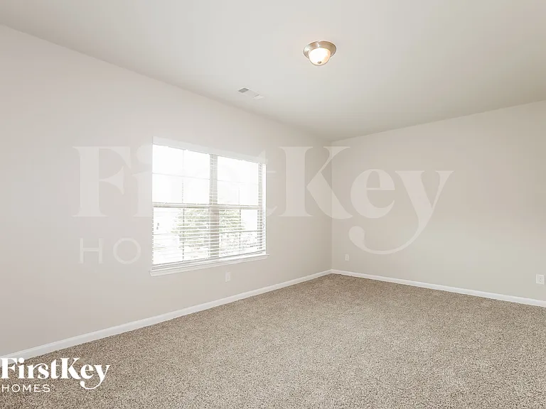 1247 Heartwood Ave — Photo 12