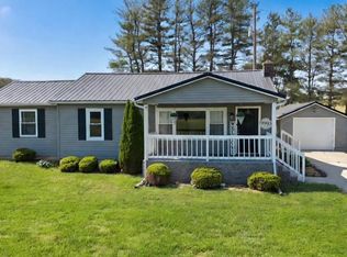 9993 Four Mile Rd, Jackson, OH 45640