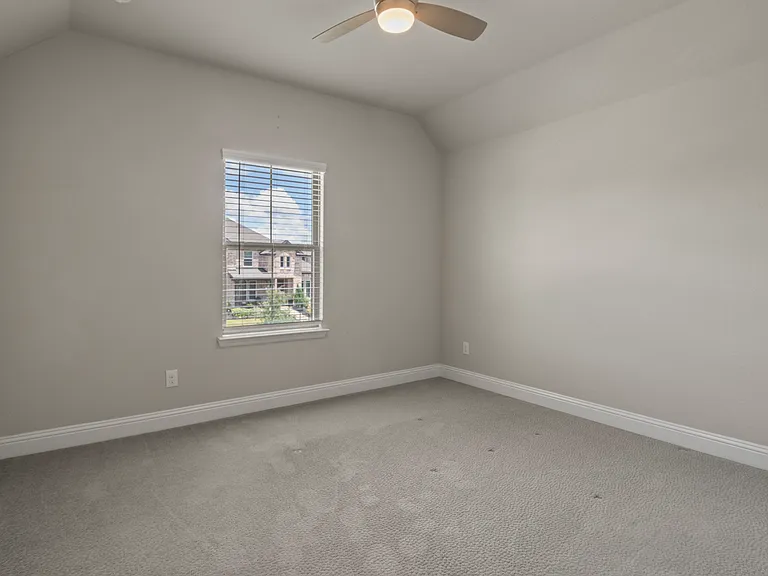 2195 English Ivy Rd — Photo 31