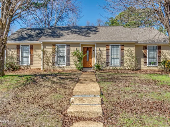 152 McCormack Dr, Ridgeland, MS 39157