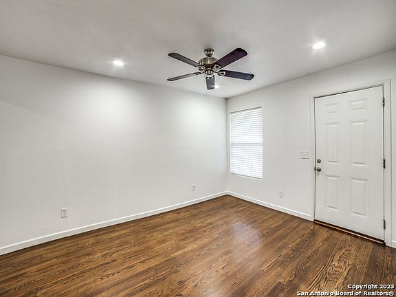 4th image of 1238 SHADWELL DR