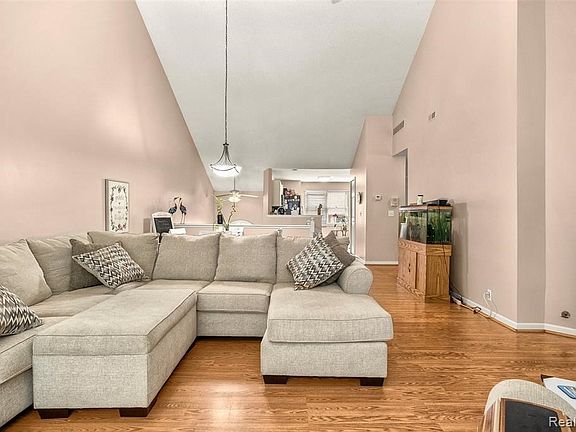 5th image of 5353 Royal Vale Ln #15