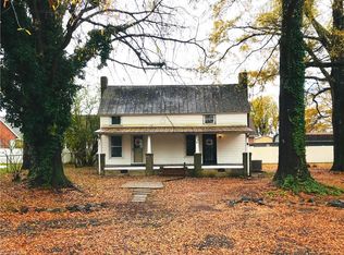 704 W Jackson St, Mayodan, NC 27027