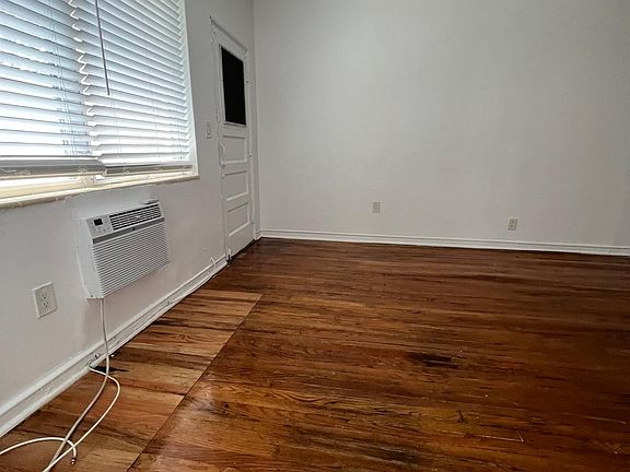 2nd image of 8010 Abbott Ave APT 8