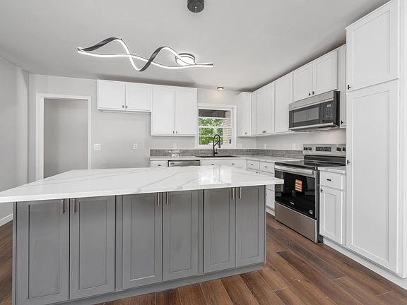 4th image of 1213 N Wilbur Ln