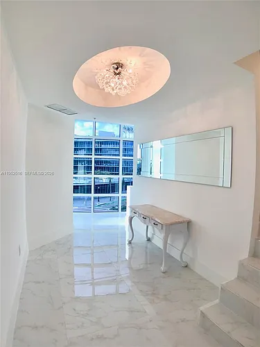 50 S Pointe Dr #LOFT4 Photo 1