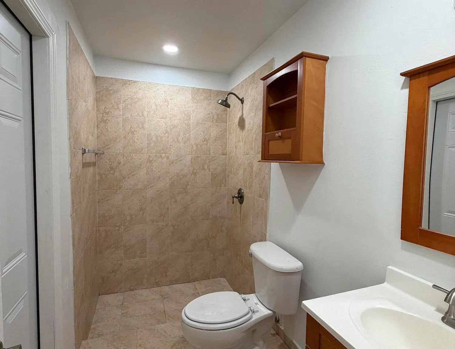 3 bed, 2.0 bath, 1480 sqft, $2,795 — Photo 2