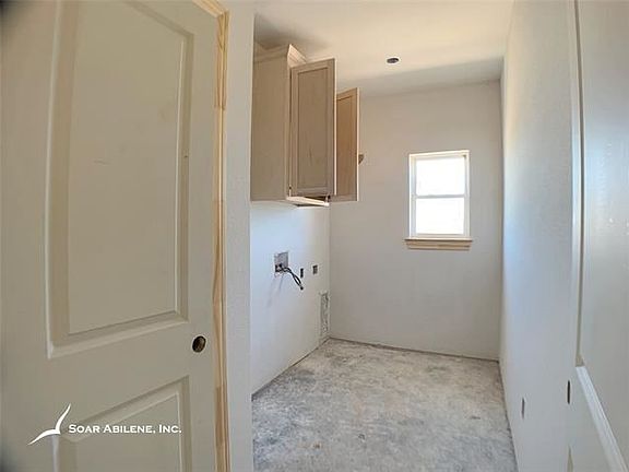 5th image of 6901 McLeod Dr