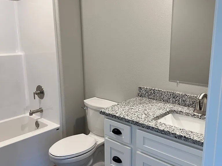 580-582 W Morgan St #580 — Photo 6