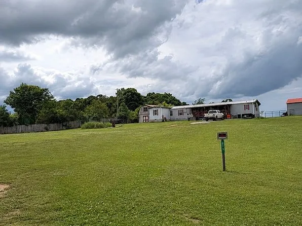 213 S Springview Rd, Maryville, TN 37801