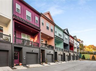 160 Color Cir, Atlanta, GA 30317