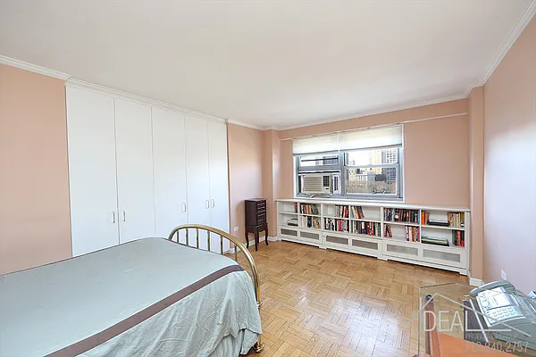 Sold by Ideal Properties Group | media 13