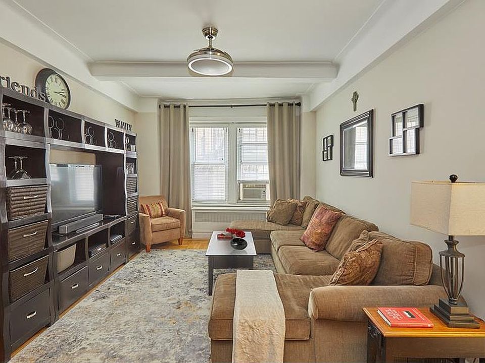 1st image of 139 W 82nd St #1B