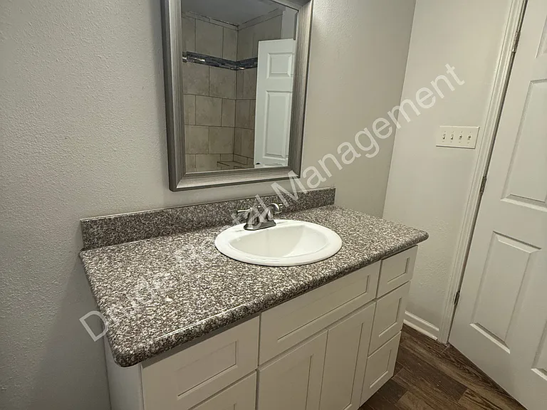 12461 Wardline Rd — Photo 9