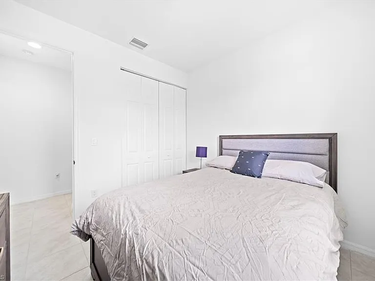 5535 Useppa Dr — Photo 20
