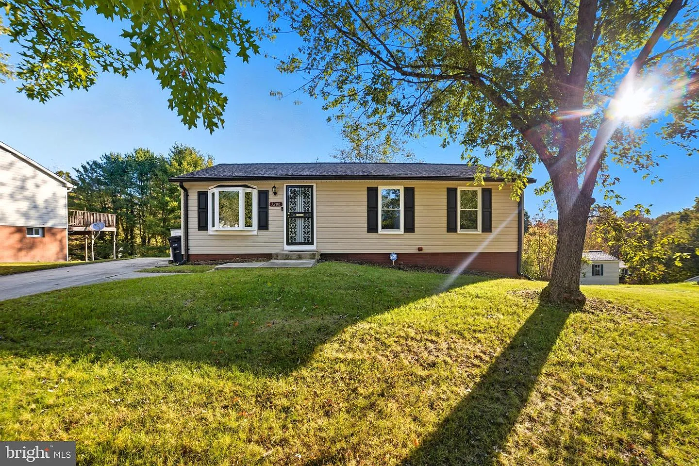 7200 Sybaris Dr photo 1