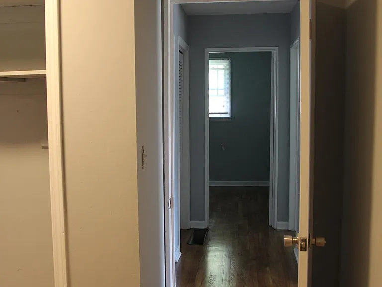 5232 Queen Anne Rd — Photo 12