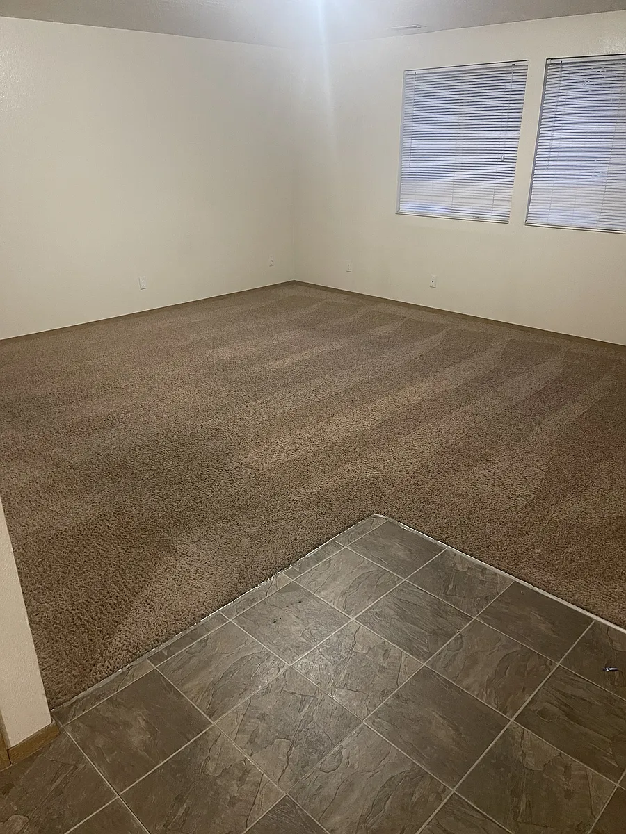 Building Photo - 344 S Latah St #101