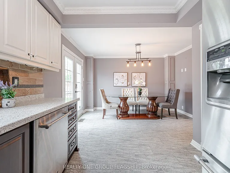 7267 Windbreak Ct — Photo 18