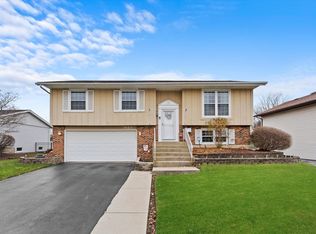 7623 W New Castle Dr, Frankfort, IL 60423