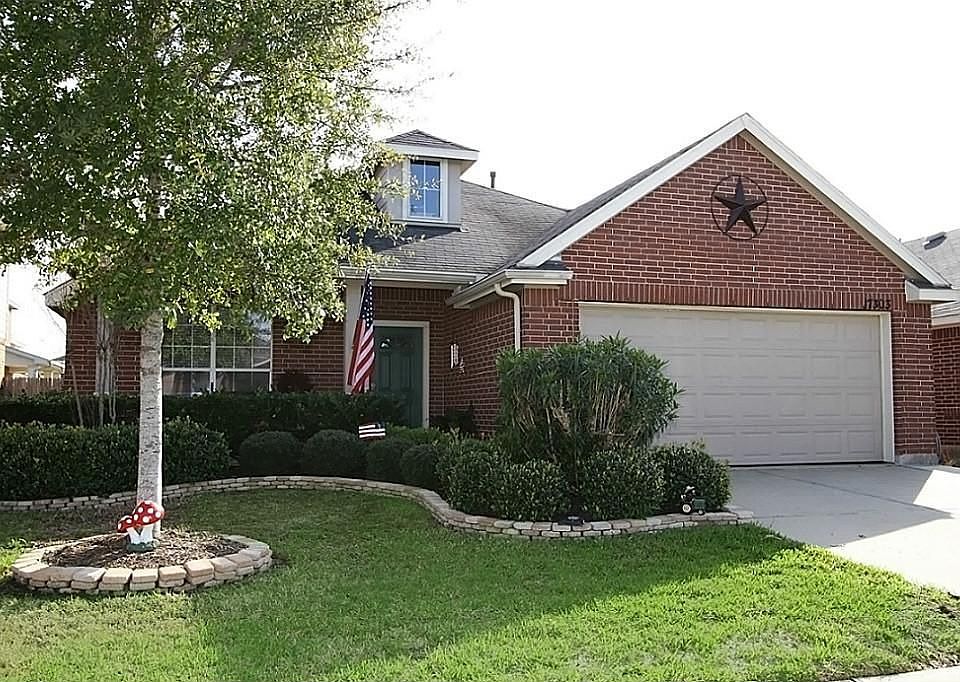 1st image of 17303 Brookhollow Grove Ct