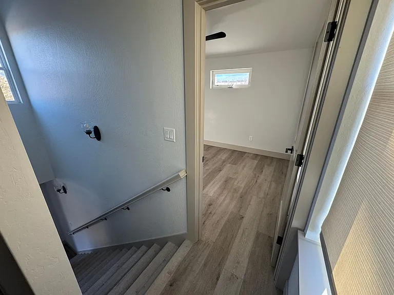 166 N Mountain Ave #A — Photo 12