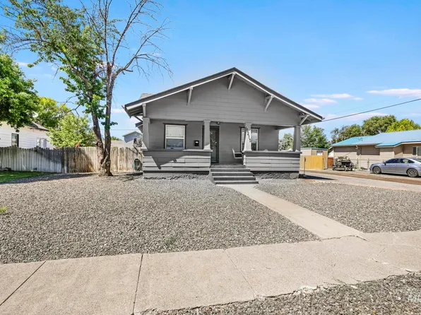1215 4th Ave E, Twin Falls, ID 83301