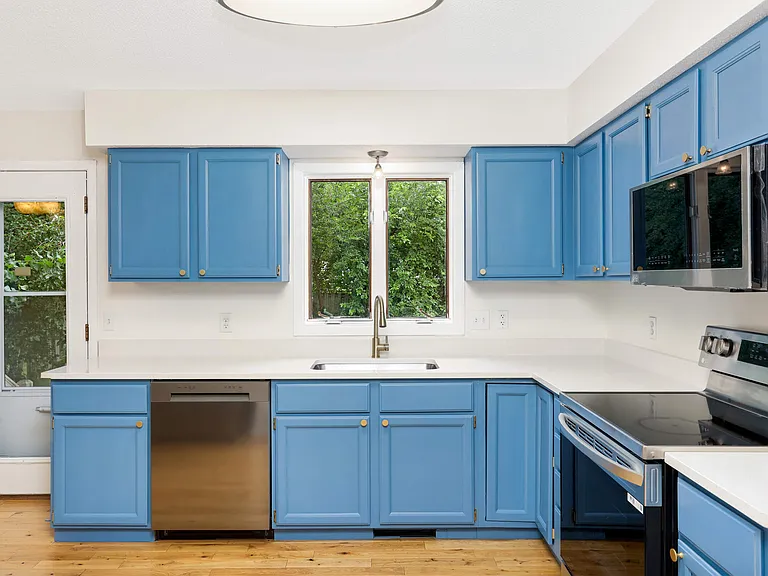 420 Buchanan St NE — Photo 11