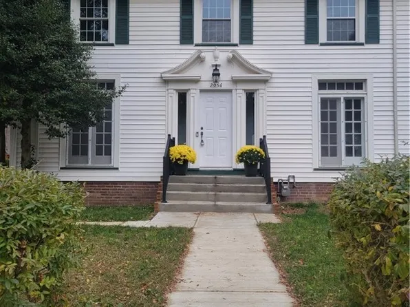 2056 Hanover Dr, Cleveland Heights, OH 44112