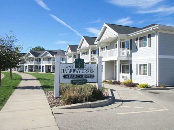 Halfway Creek Apartments | 930-940 Linden Dr, Holmen, WI