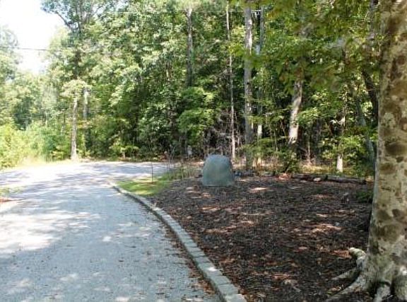 2nd image of 96 Briarwood Ter