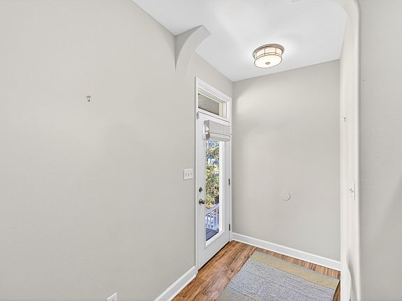 5th image of 56 E Shallows Dr