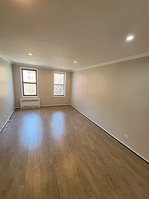 Rented by EZ Sell Realty | media 9