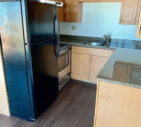 5th image of 675 Corbett Ave APT 201