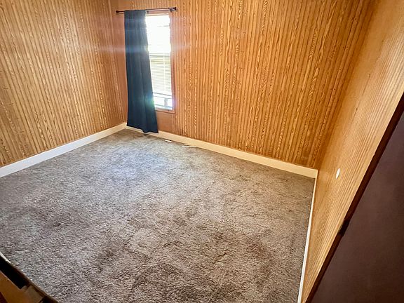 4th image of 39 Aiken Ave #5